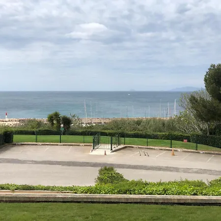 En Vue , Piscine…
